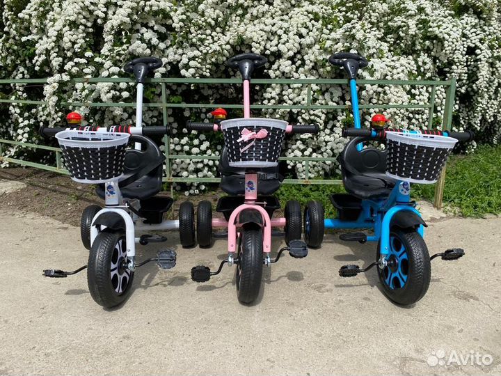 Детский велосипед трехколесный