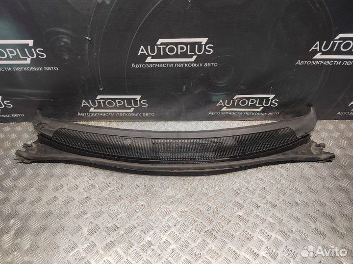 Жабо Mazda Premacy 2.0 FS 2002