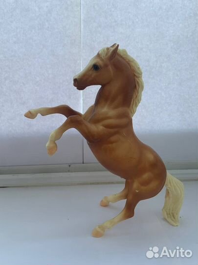 Конь Браер классика