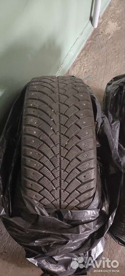 Bfgoodrich G-Force Stud 205/50 R17 93Q