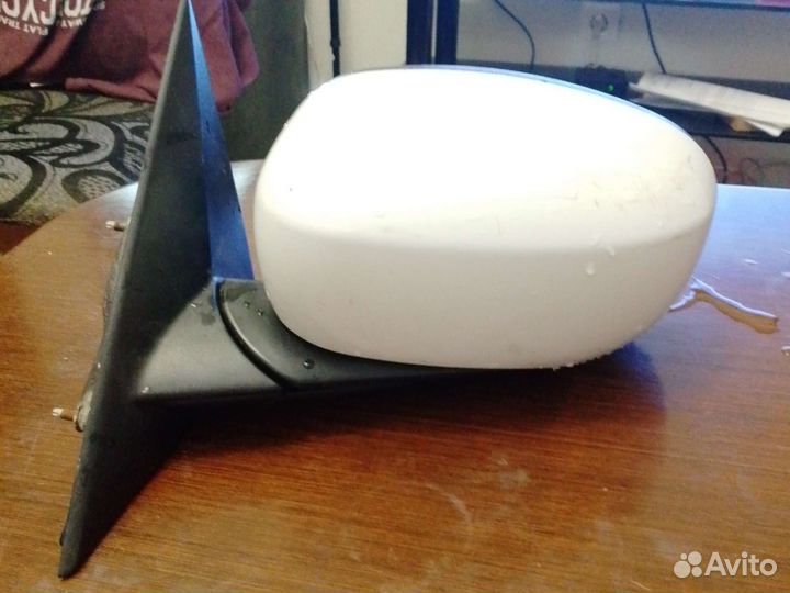 Продам зеркало левое боковое