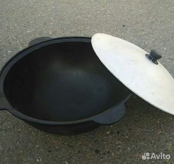 Казан чугунный