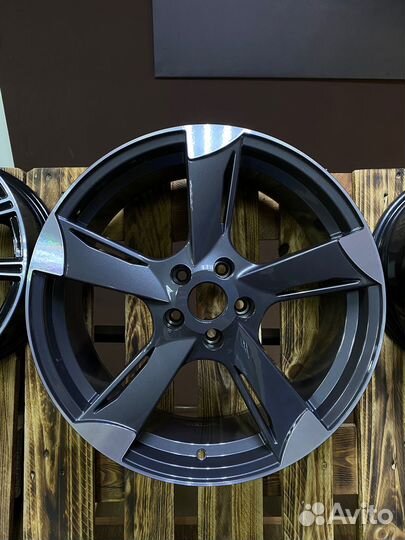 Replay 8,5x19/5x112 ET20 D66,6 A216 GMF (конус)