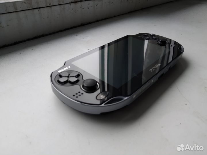 PS vita 1000 (Fat)