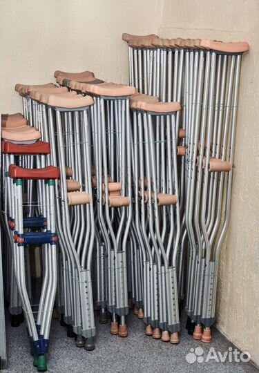 Костыли подмышечные