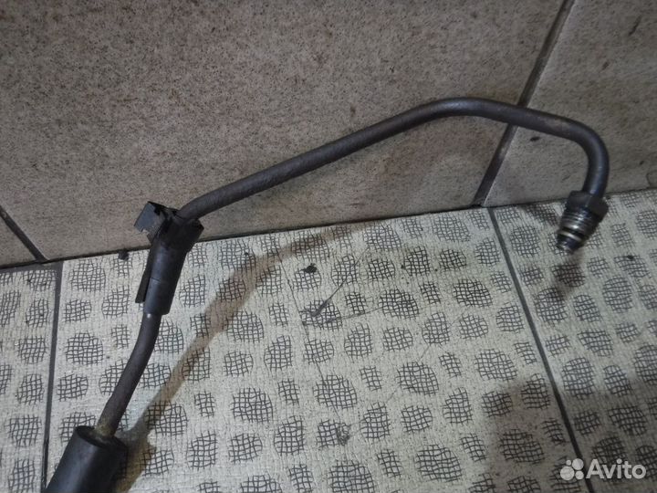 Трубка гур Volvo 460