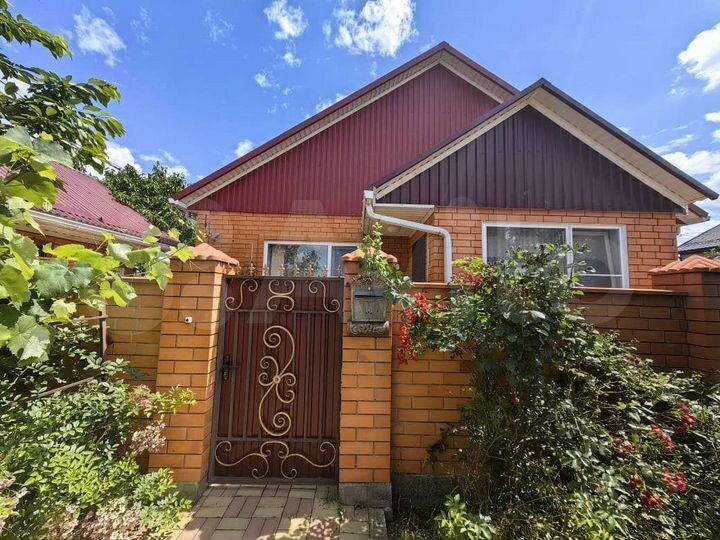 Дом 110 м² на участке 5 сот.