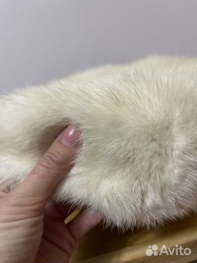 Берет норковый белый