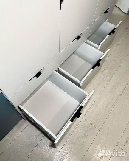 Шкаф под заказ J 195