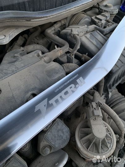 Распорка передняя Honda Civic 4D 8G