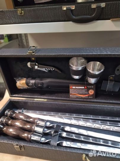 Подарочный набор шампуров в кейсе с топориком