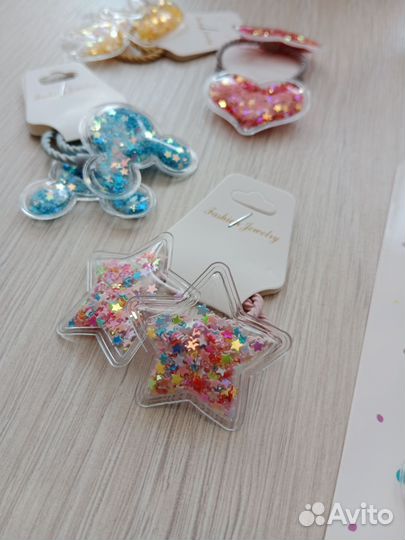 Резинки и заколки для волос