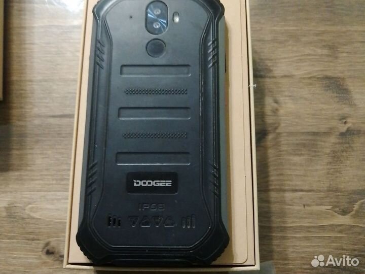 DOOGEE S40 Lite, 2/16 ГБ
