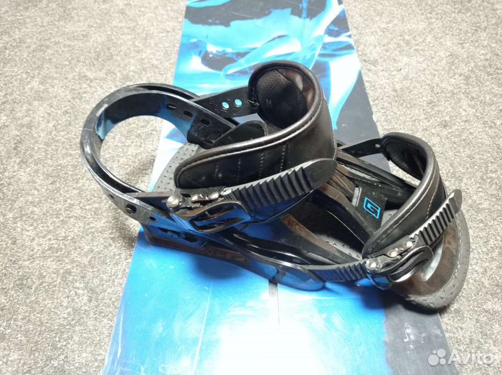 Комплект сноуборд и крепления 157w