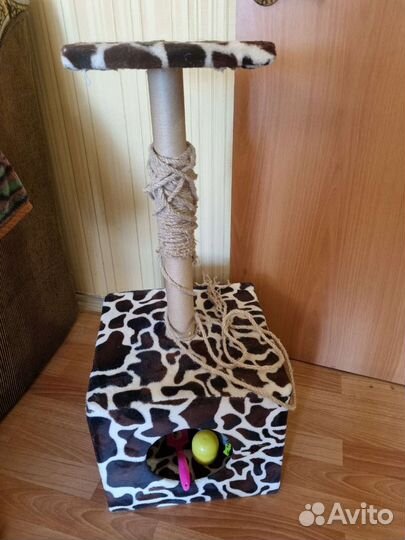 Когтеточка домик для кошки бу