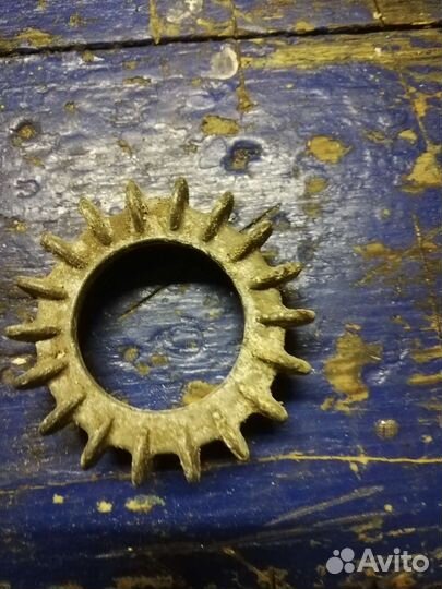 Продам гаики короны на колено от явы старушки