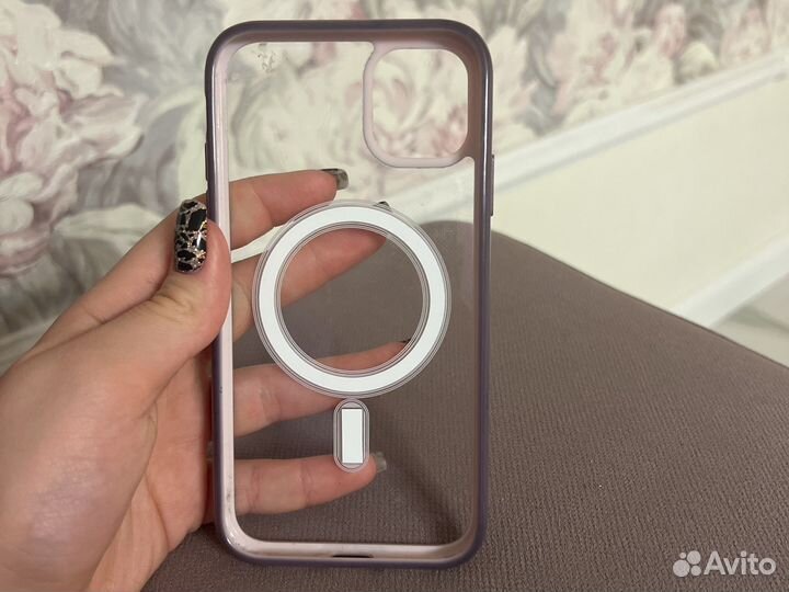 Чехол на iPhone 11