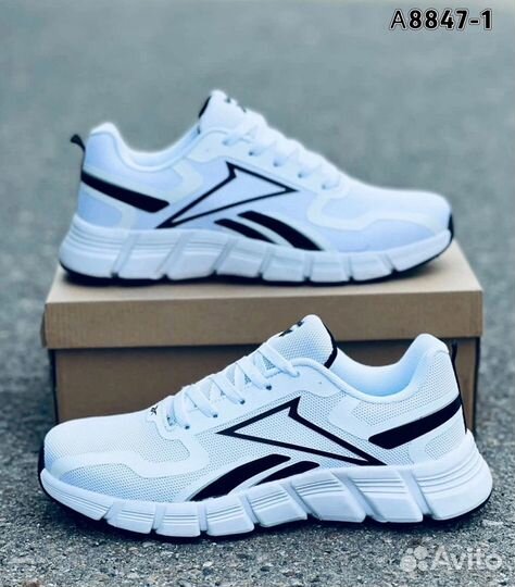 Кроссовки мужские 42 размер новые белые