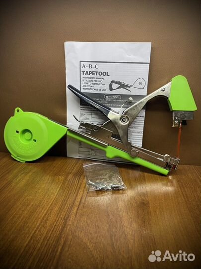 Тапенер для подвязки растений