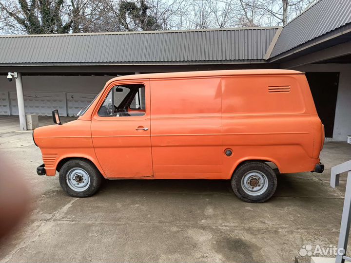 Ford Transit цельнометаллический, 1974