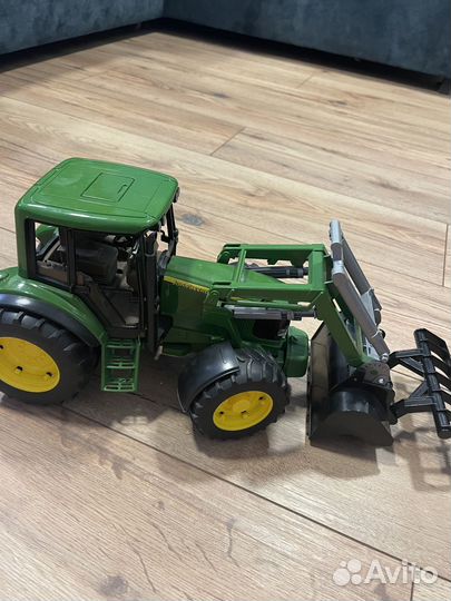 Трактор детский john deer