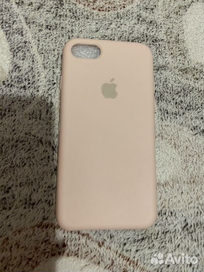 Чехол на iPhone 7