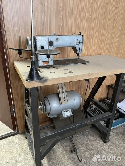 Промышленная швейная машина