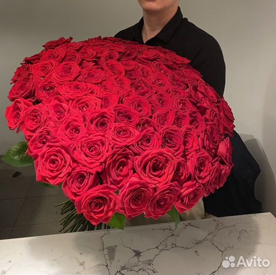 Букет из 51 розы. 101 роза. Высокие розы. 70 см