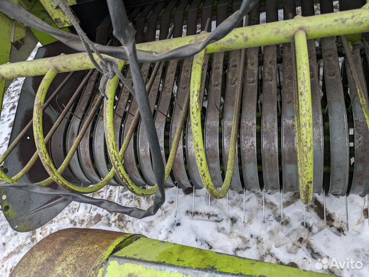 Пресс-подборщик Claas Rollant, 1990