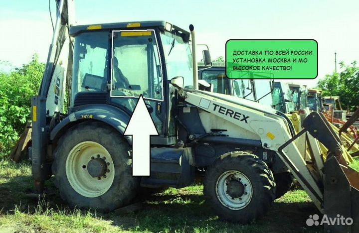 Стекло Terex 820/825/860 дверное верхнее переднее правое с отверстиями (закалённое) номер 6099904М1