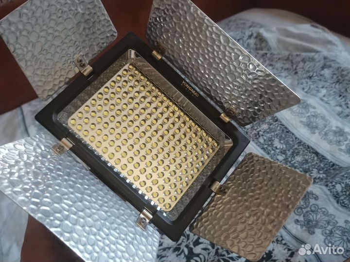 Свет для съёмки yongnuo yn 160