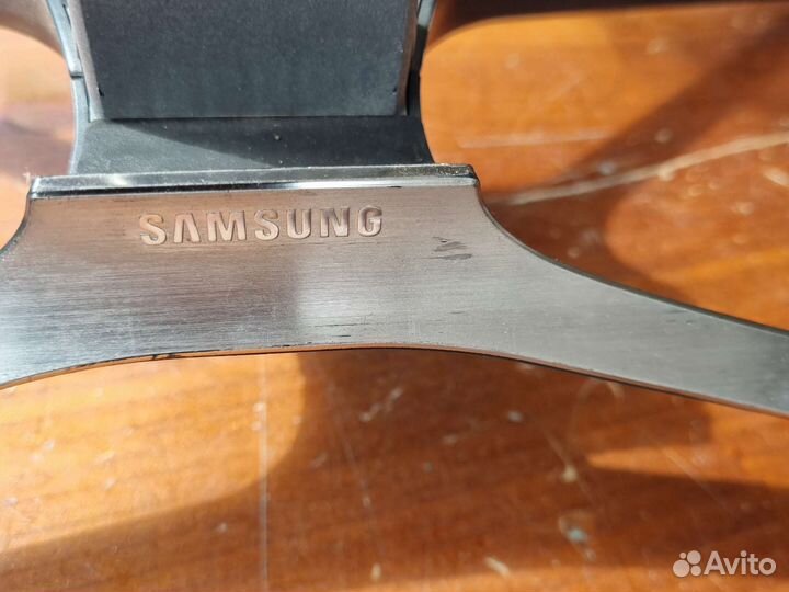 Ношки для телевизора