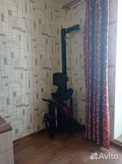 Гребной тренажер CardioPower RW500