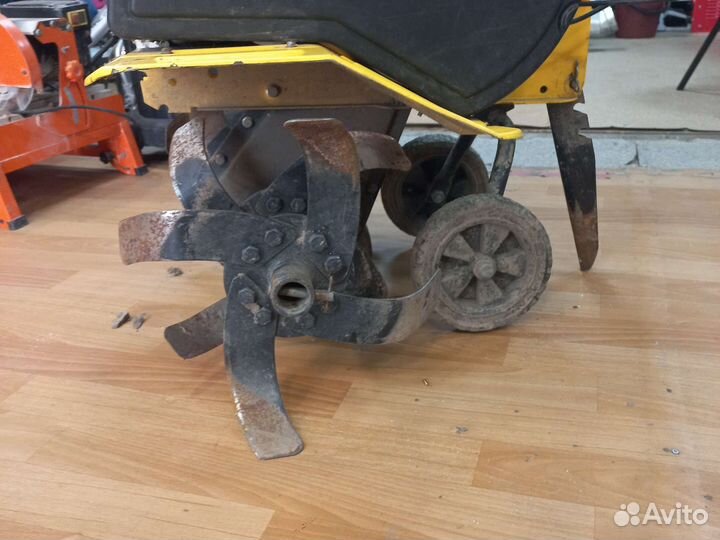 Мотокультиватор Briggs&Stratton 900