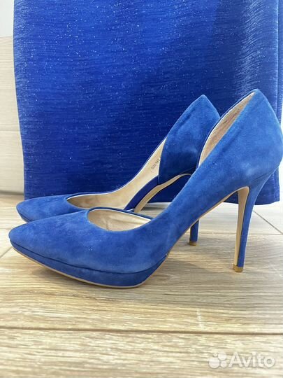 Нарядное платье