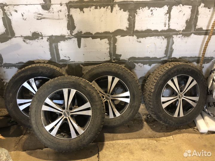 Nokian Tyres Hakkapeliitta 7 225/65 R17