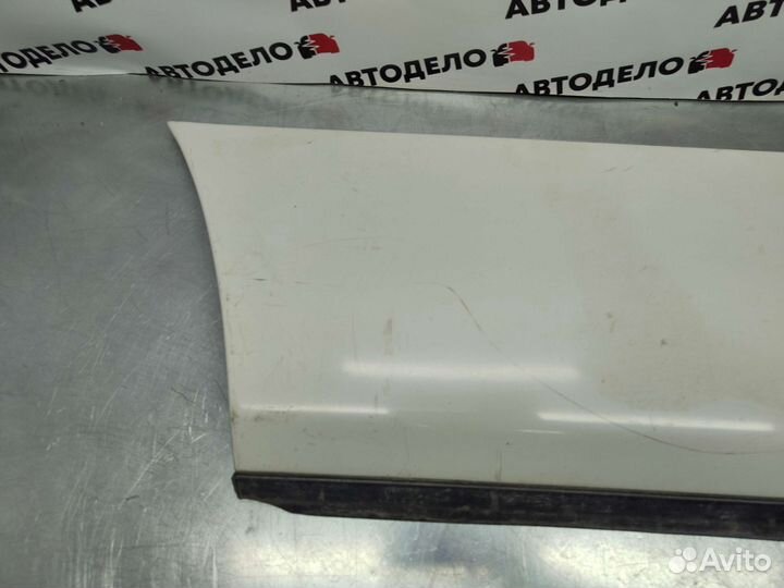 Молдинг двери Land Rover Range Rover III 2003 г.в