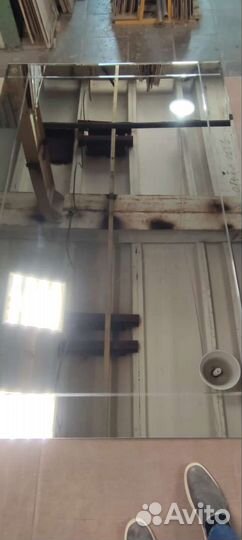 Осветленное зеркало 4мм с гравировкой 2270*1410мм