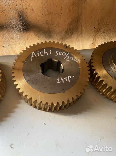 Бронзовая шестерня в редуктор кму