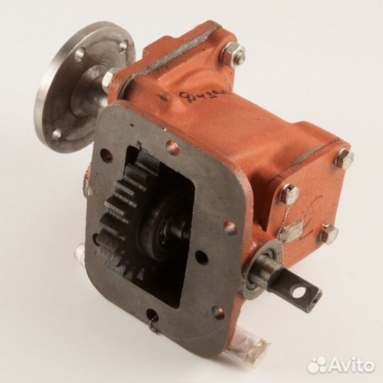 Коробка отбора мощности ком ко-503В-2 02.12.100-02