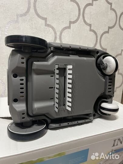 Водный робот-пылесос ZX 100 intex 28006