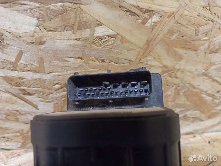 Блок ABS Toyota Corolla E 120