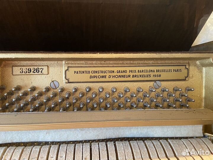 Пианино petrof