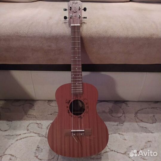 Укулеле тенор flight