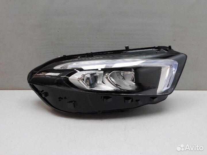 Фара правая Mercedes-Benz A-Class