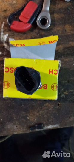 Bosch 0281006053 Датчик давления топливной рампы