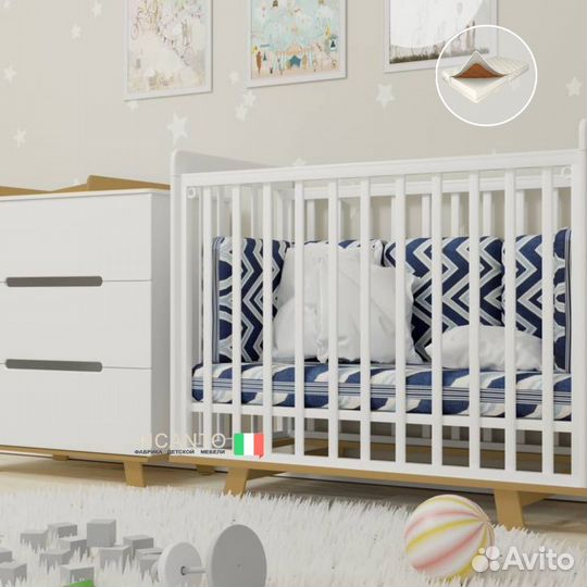 Детская кровать, комод, матрас