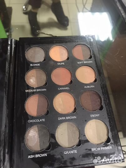 Палитра теней для бровей