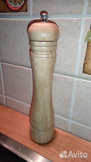 Мельница для специй деревянная