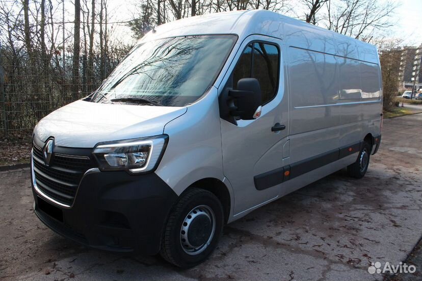 Renault Master цельнометаллический, 2022